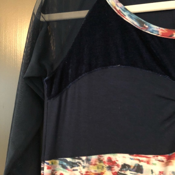 Maloka size 2 (same as US size 6) navy dress - Picture 2 of 6